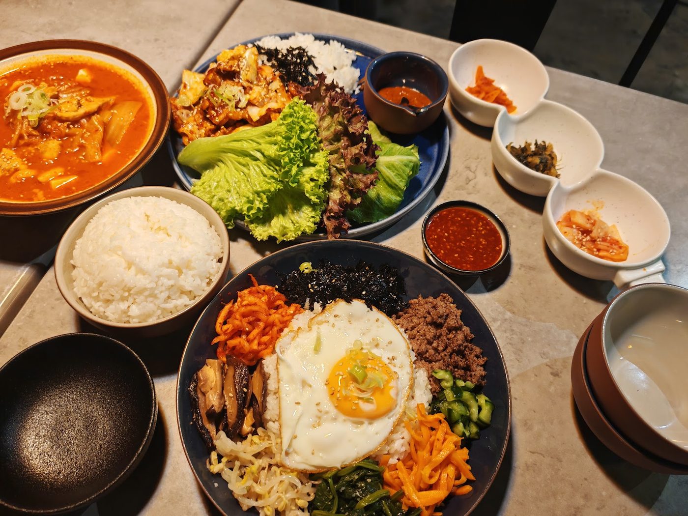 A close look at the food